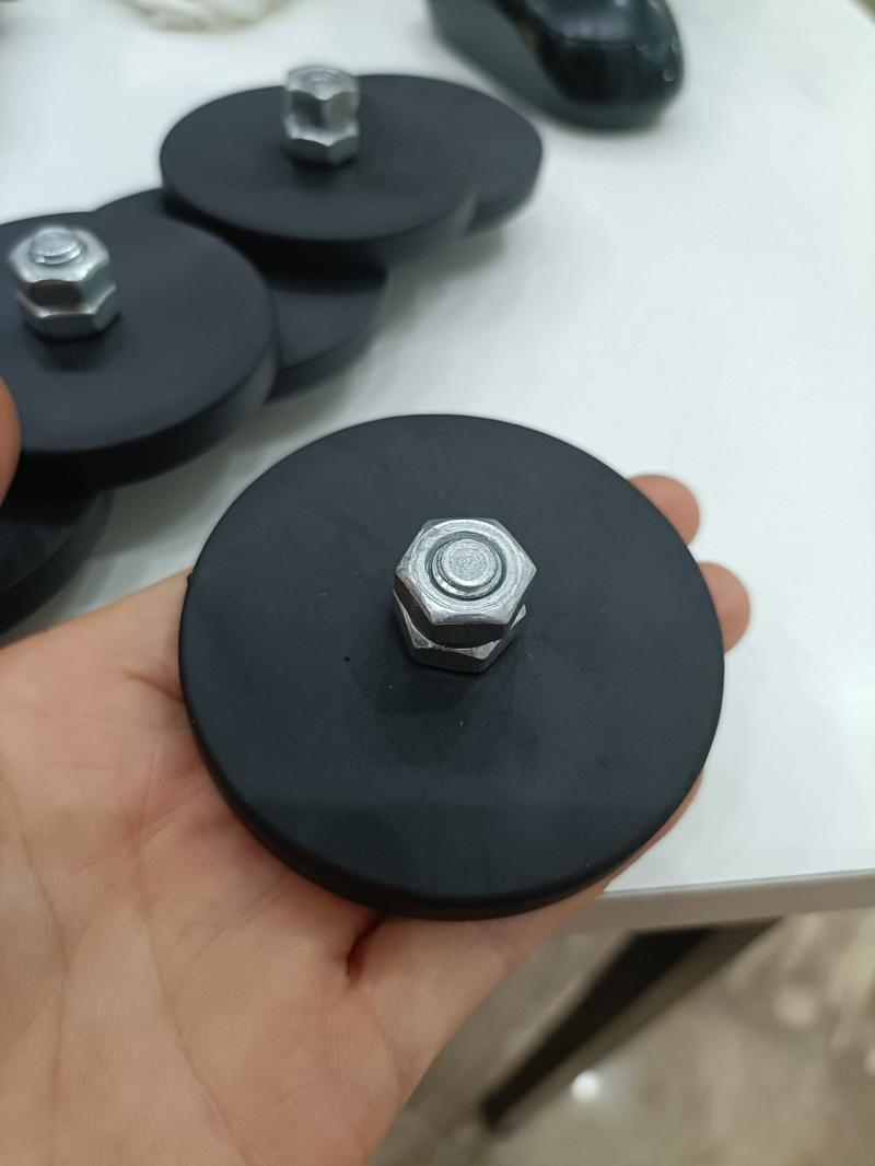 Product Introduction of Nam châm gắn chân mào taxi đế cao su siêu mạnh D43mm 2