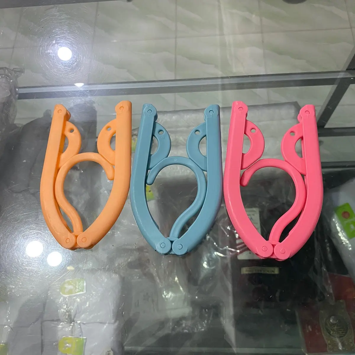 Hanger Travelling / Hanger lipat