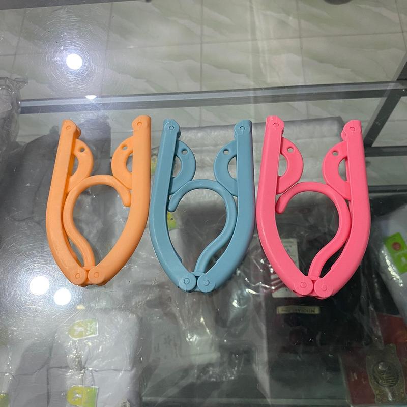 Hanger Travelling / Hanger lipat 0