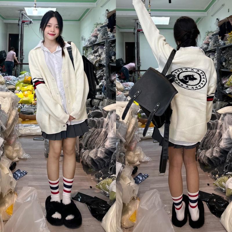 Áo Cadigan Len Thêu Hình Cún