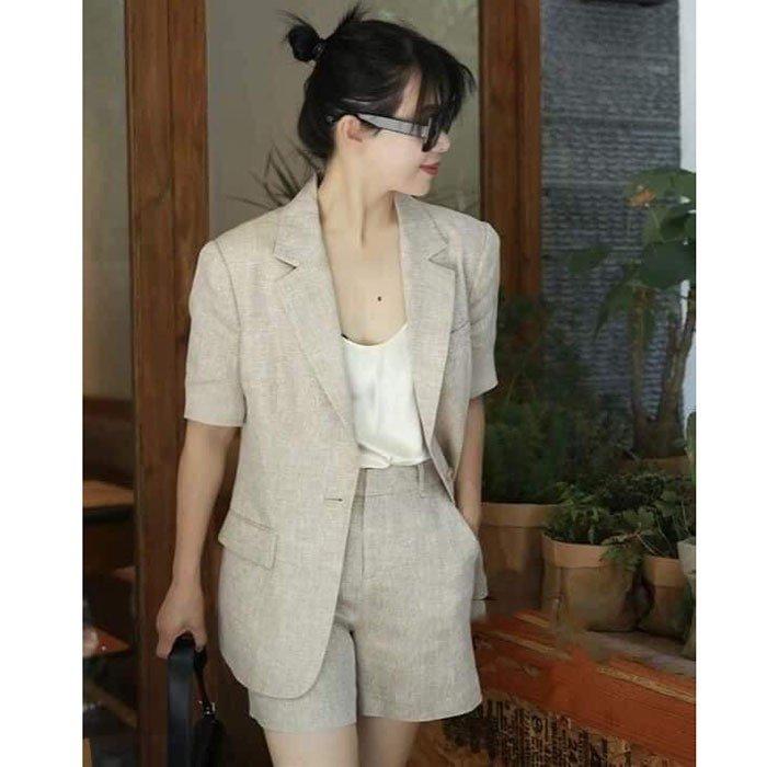 Set bộ áo vest tay cộc túi bổ cơi kèm quần sóc, chất vải Linen bột Premium mềm mát - Be muối tiêu 0