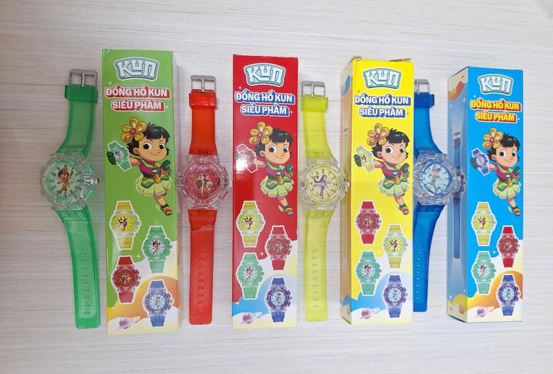 Product Introduction of Đồng hồ kun siêu phàm có đèn nhiều màu cho trẻ em 13