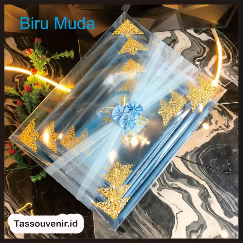 Box Kotak Seserahan 1 Set Isi 4 Pernikahan Dengan Tutup Mika Model Tile Satin Tempat Hantaran Merah Pita Foto Asli Silver 1