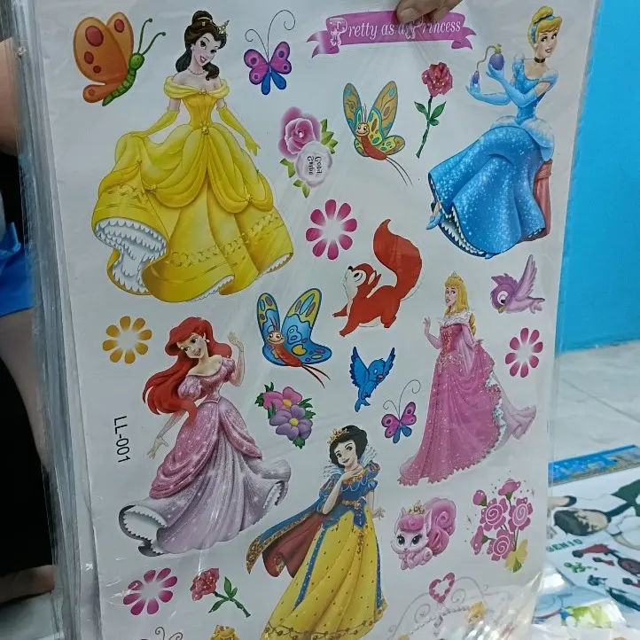 Decor hình dán công chúa, hình dán kitty, hình dán siêu nhân cho bé thoả thích sáng tạo trang trí bàn học,tủ quần áo ATD 5