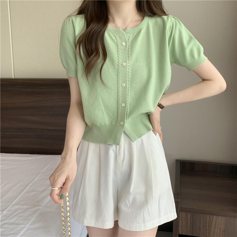 Product Introduction of Áo Thun ngắn Tay Phong Cách Mới Mùa Hè, Cổ Chữ O, Dễ Phối Đồ Dành Cho Nữ, Ngắn Ngắn Tay, Một Hàng Cúc, Áo Cardigan Dệt Kim, Đơn Giản 6