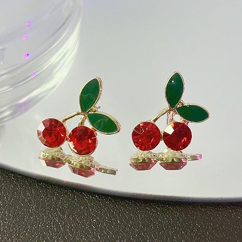 Product Introduction of S925 Imitation Silver Needle Korean Simple Oil Drop Cute Sweet Red Cherry Elegant Versatile High-end Design Sense Earrings 1