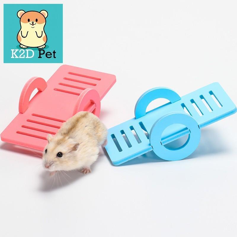 Bập bênh gỗ cho hamster có các màu để lựa chọn 1