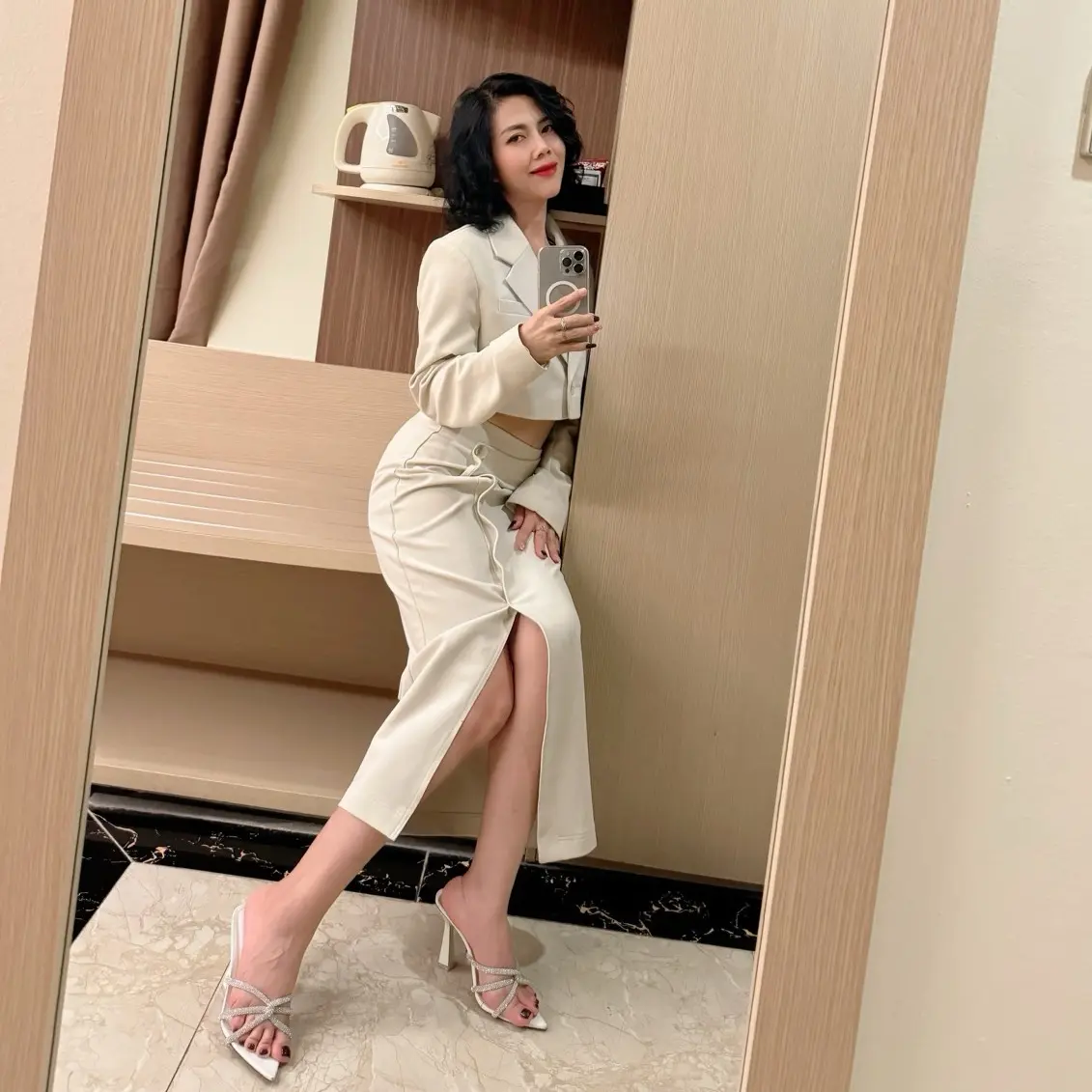 CH034 set vest Chân váy bút chì sang trọng
