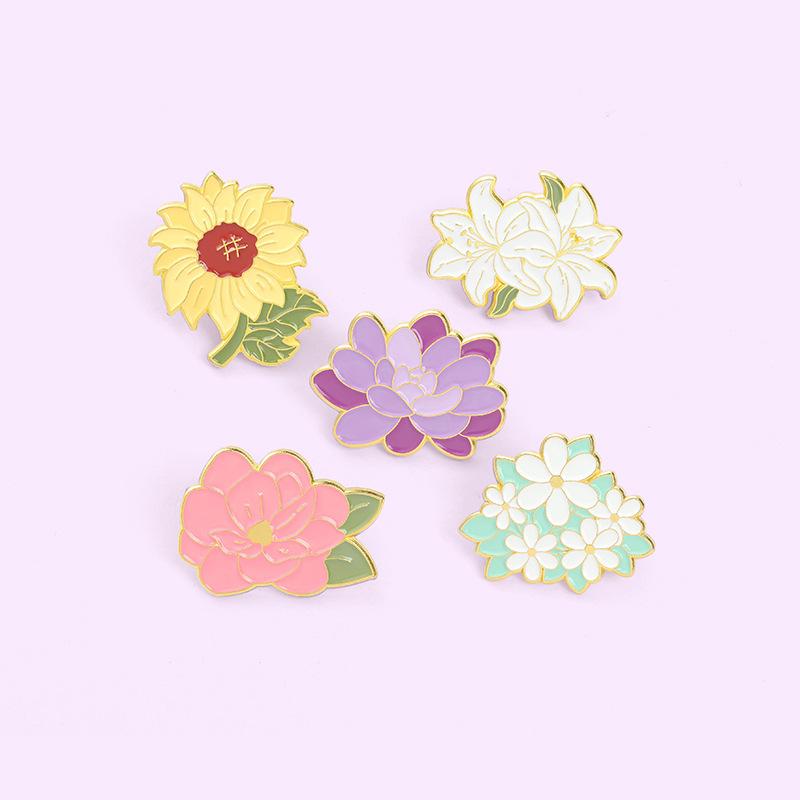 Product Introduction of New Foreign Trade Floral Brooch Elegant Lily Flower Sunflower Oil Painted Brooch Anti-Exposure Buckle Wholesale 0