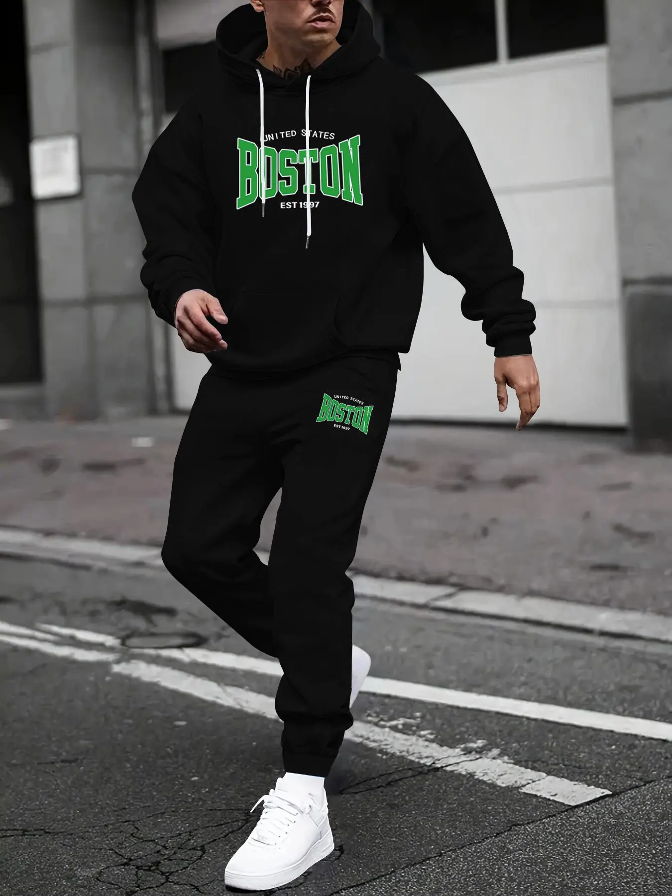 Two-Piece Set Men's Letter Print Drop Shoulder Sweatshirt & Drawstring Waist Sweatpants, Regular Fit Casual Fashion Cozy Breathable Outfits for Daily Workout Running, Men's Clothes for Fall & Winter