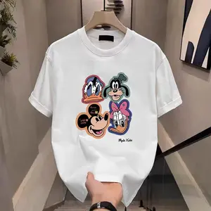 Atasan wanita sedang diskon! Kaos lengan pendek putih motif retro Korea, gaya unik, longgar, membuat tubuh terlihat langsing, sedang tren di Instagram.