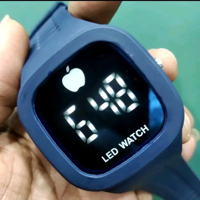 Jam Tangan Fashion LED Beli 1 Gratis 1 2