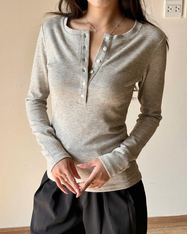 Áo thun dài tay cúc xẻ chất thun mịn co giãn Miho House