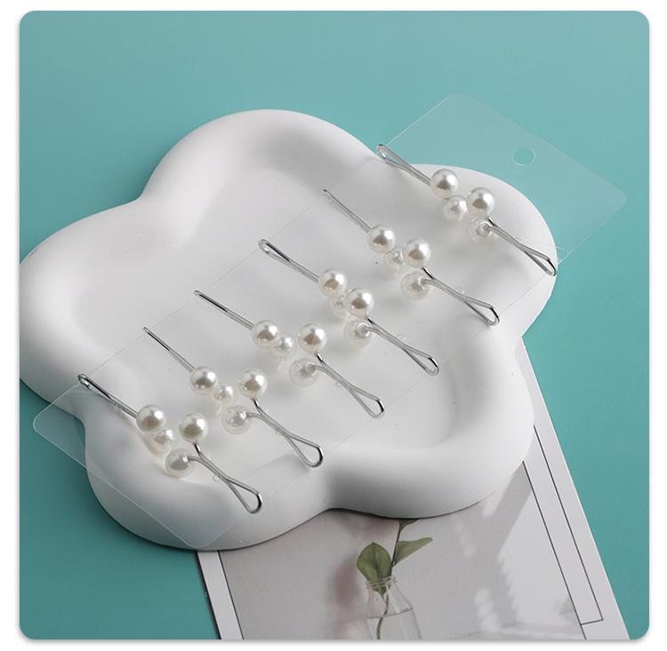 Product Introduction of Pearl Easy to Wear Fashion U-Clips Women's Pearl Brooch Simple Fashion Clothing Pearl Clip 9