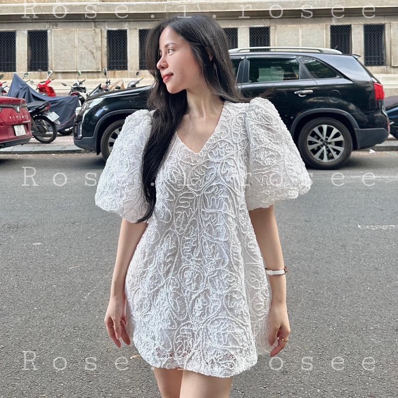 Đầm ren tay phồng freesize cổ V