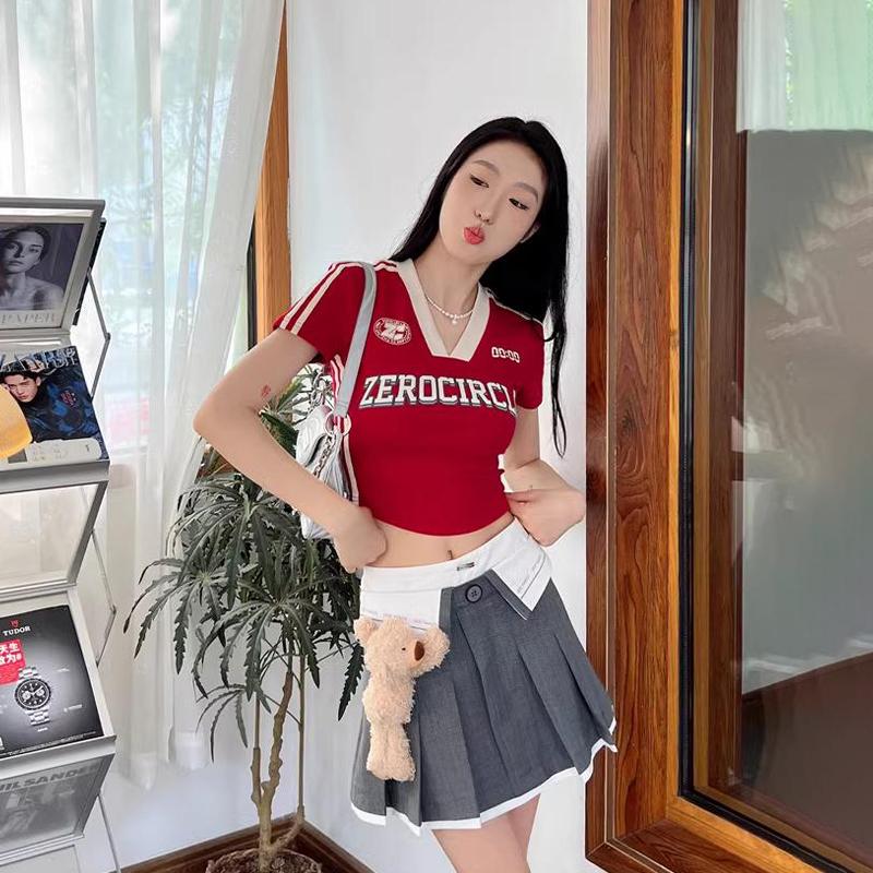 Product Introduction of American Retro Letter Print V-neck Short Sleeve T-shirt Women Y2K  Crop Top 26