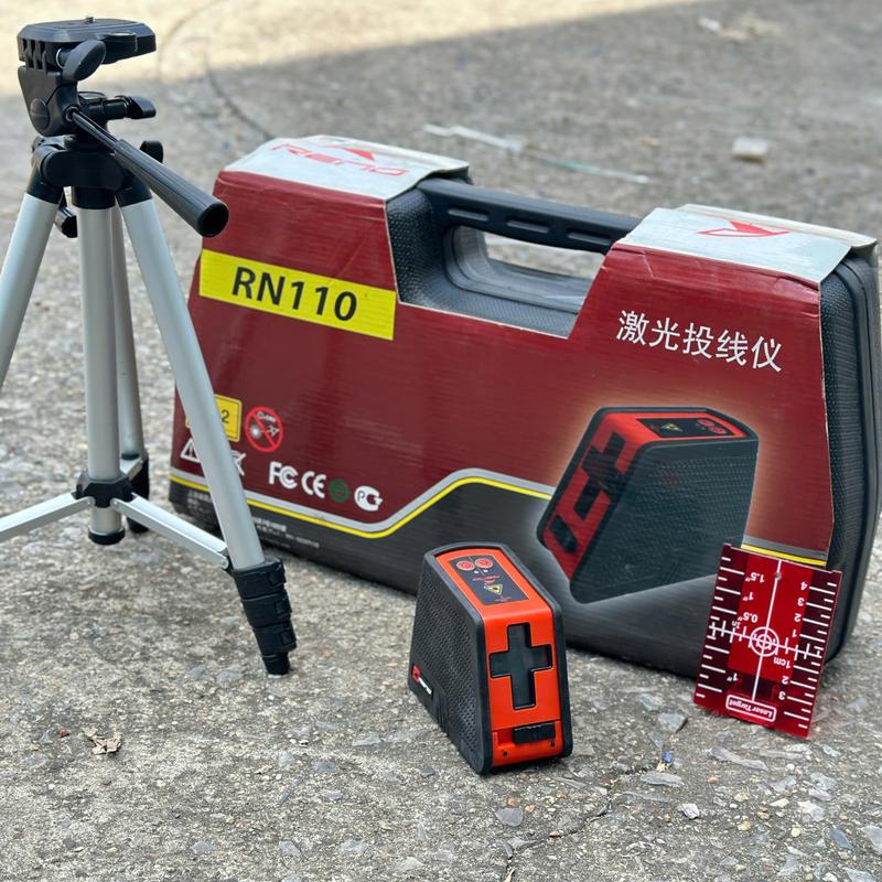 Máy Cân Bằng Bắn Cốt Lazer 2 Tia Đỏ RN110 Chỉ Làm Trong Nhà  Bảo Hành 6 Tháng