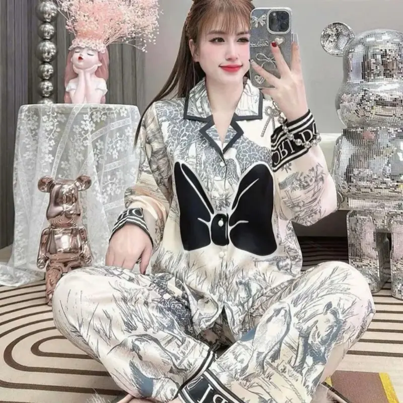 Đồ ngủ, đồ bộ pijama tay dài lụa latin dưới 60kg rừng đen