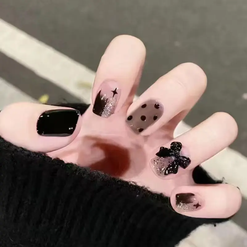 Black Short Korean Style Jelly Glue Fake Nails 24 Pieces Student Manicure