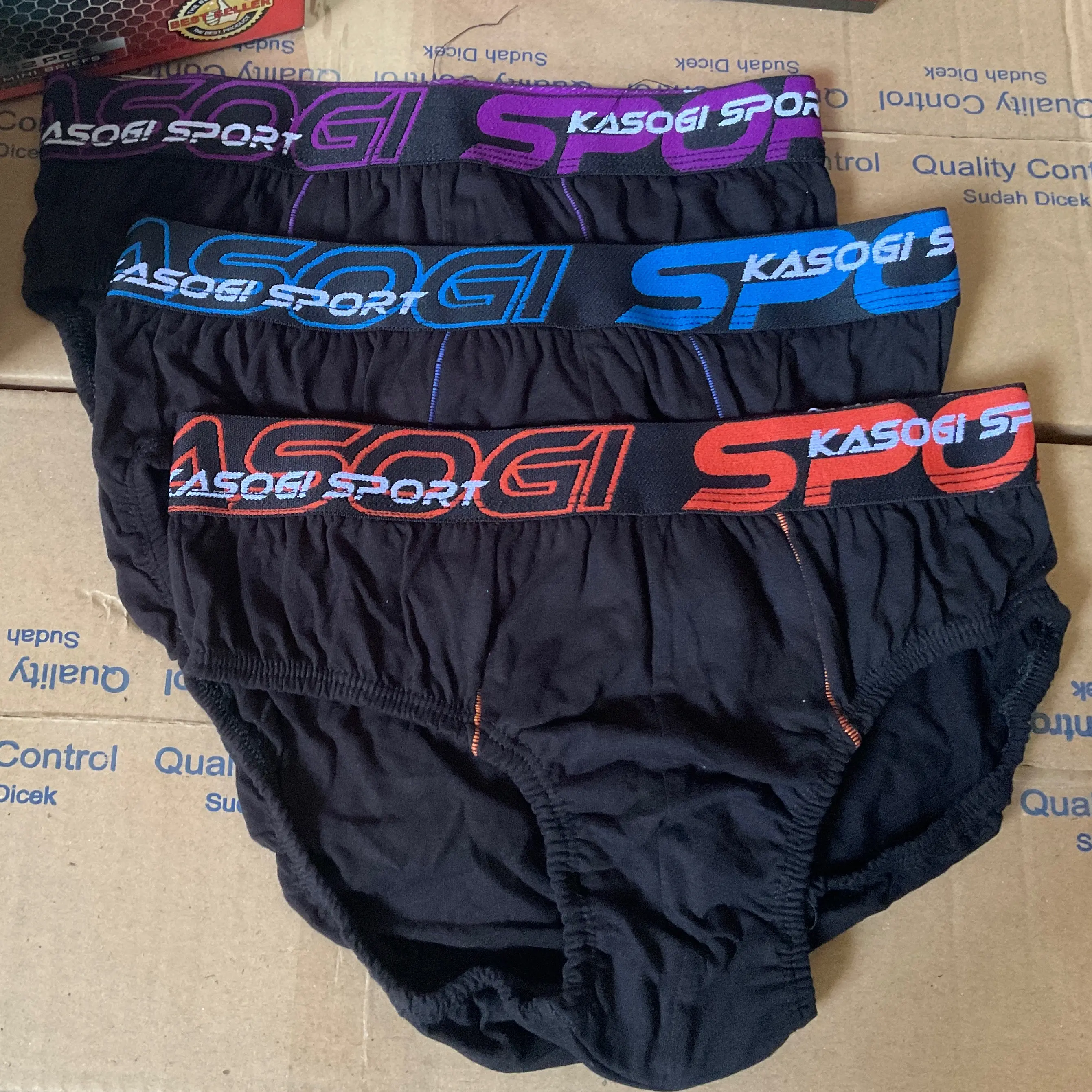 CELANA DALAM PRIA DEWASA KASOGI SPORT ISI 3 BIJI Hitam Karet