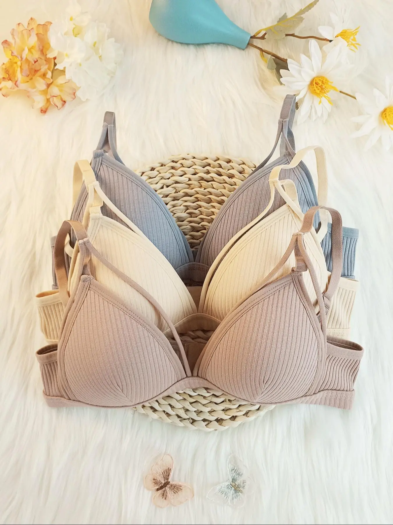 Women's Plain Cut Out Wireless Bra, Elegant Soft Comfortable Adjustable Strap Bra for Daily Wear, Ladies Lingerie for All Seasons, Wireless Bras for Women