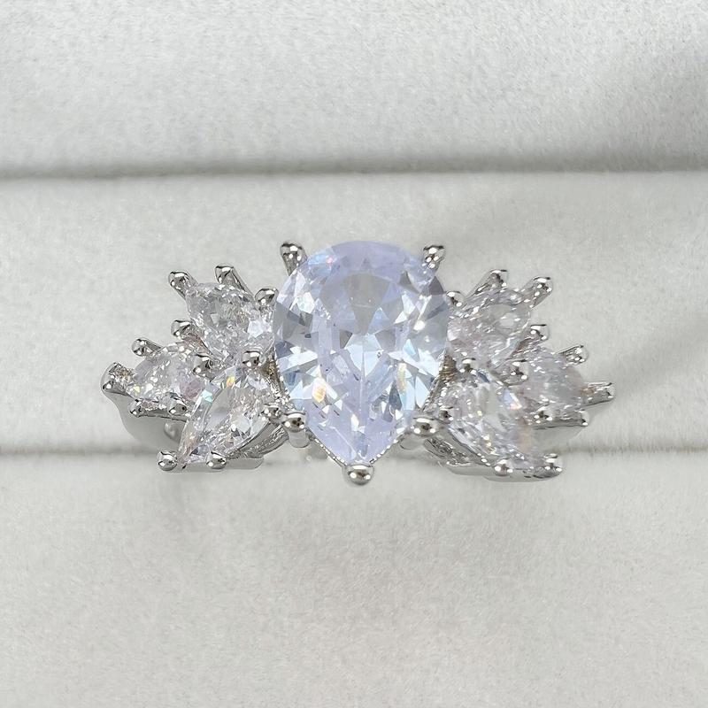 Product Introduction of Temperament Trend High-Grade Horse Eye Snowflake Ring Fashion Personality Brocade Bunch Pear-Shaped Ring Ring 9