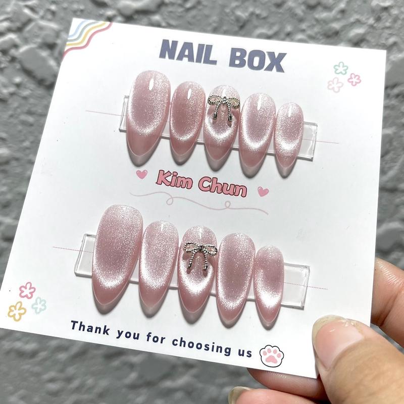 G29: Nailbox thiết kế mắt mèo ánh trăng hồng
