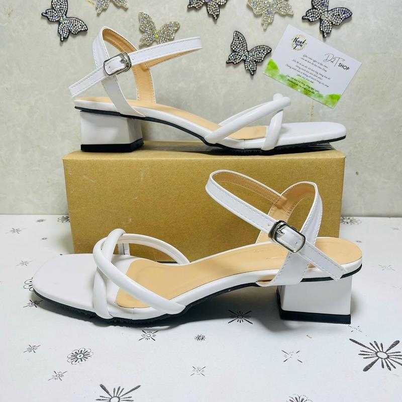 Product Introduction of Giày Cao Gót Nữ  7 Phân Đ2T ms51 Bigsize 35~45 Sandanl Quai Mảnh Thời Trang Chất Liệu Da Mềm Mix Gót Nhọn 7cm Shoes 6