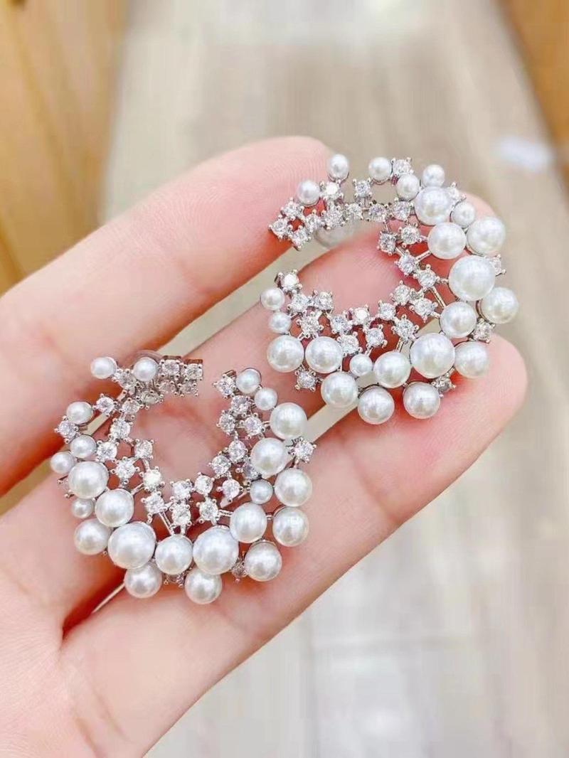 Product Introduction of Faux Pearl & Rhinestone Decorated C-shaped Earrings, Elegant Jewelry for Women & Girls, Trendy All-match & Exquisite Jewelry for Birthday Gift 7