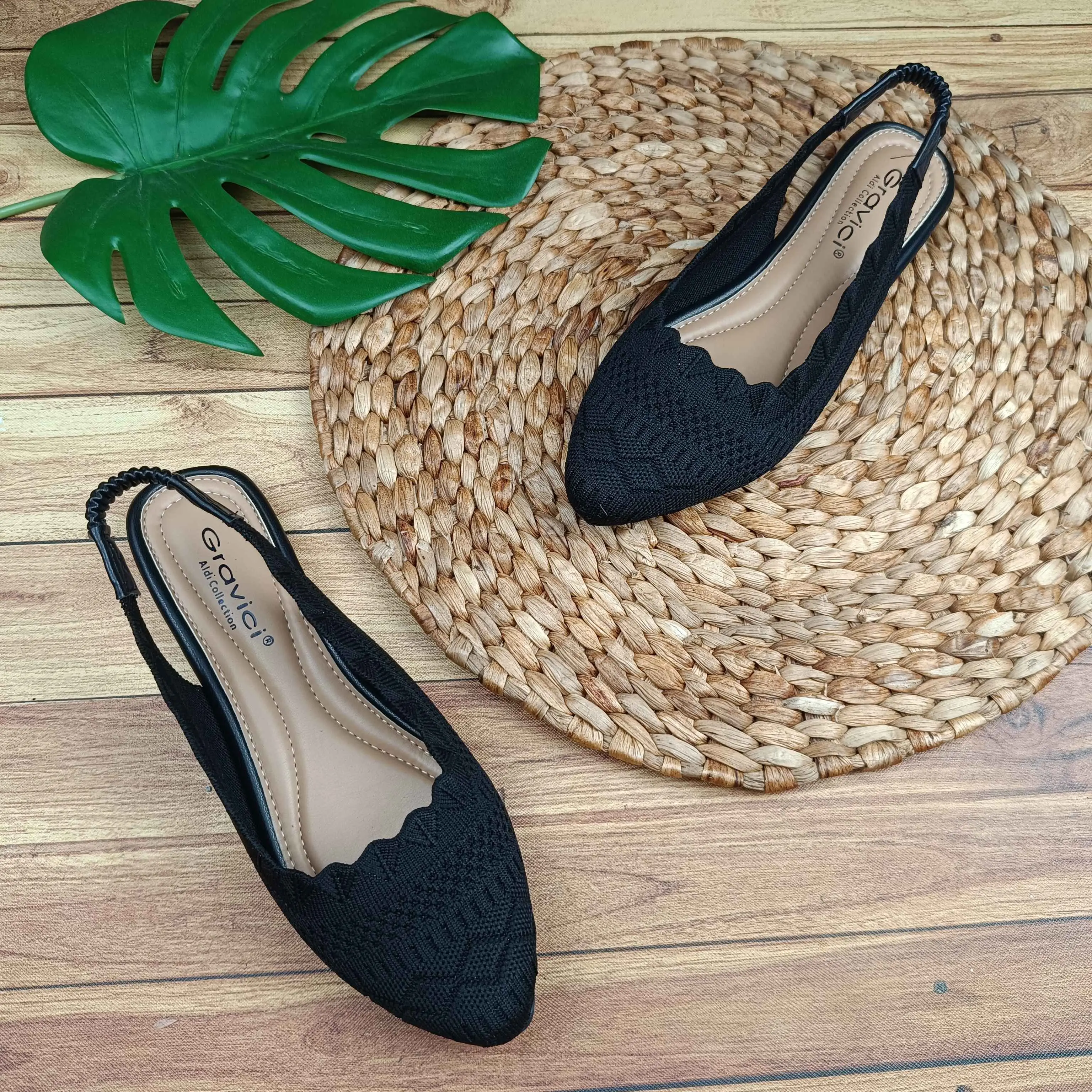 Sepatu Flat Shoes Wanita Bahan Rajut Gravici FL-01 Hitam Kerja Karet sandal wanita flat shoes mules flat shoes ballet flat shoes kuliah tali belakang