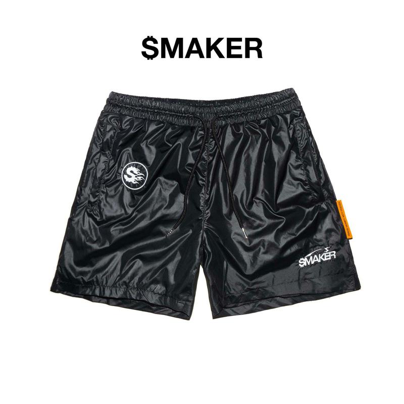 SMAKER Quần đùi form ngắn vải nylon màu đen - LOGOS NYLON SHORT IN BLACK