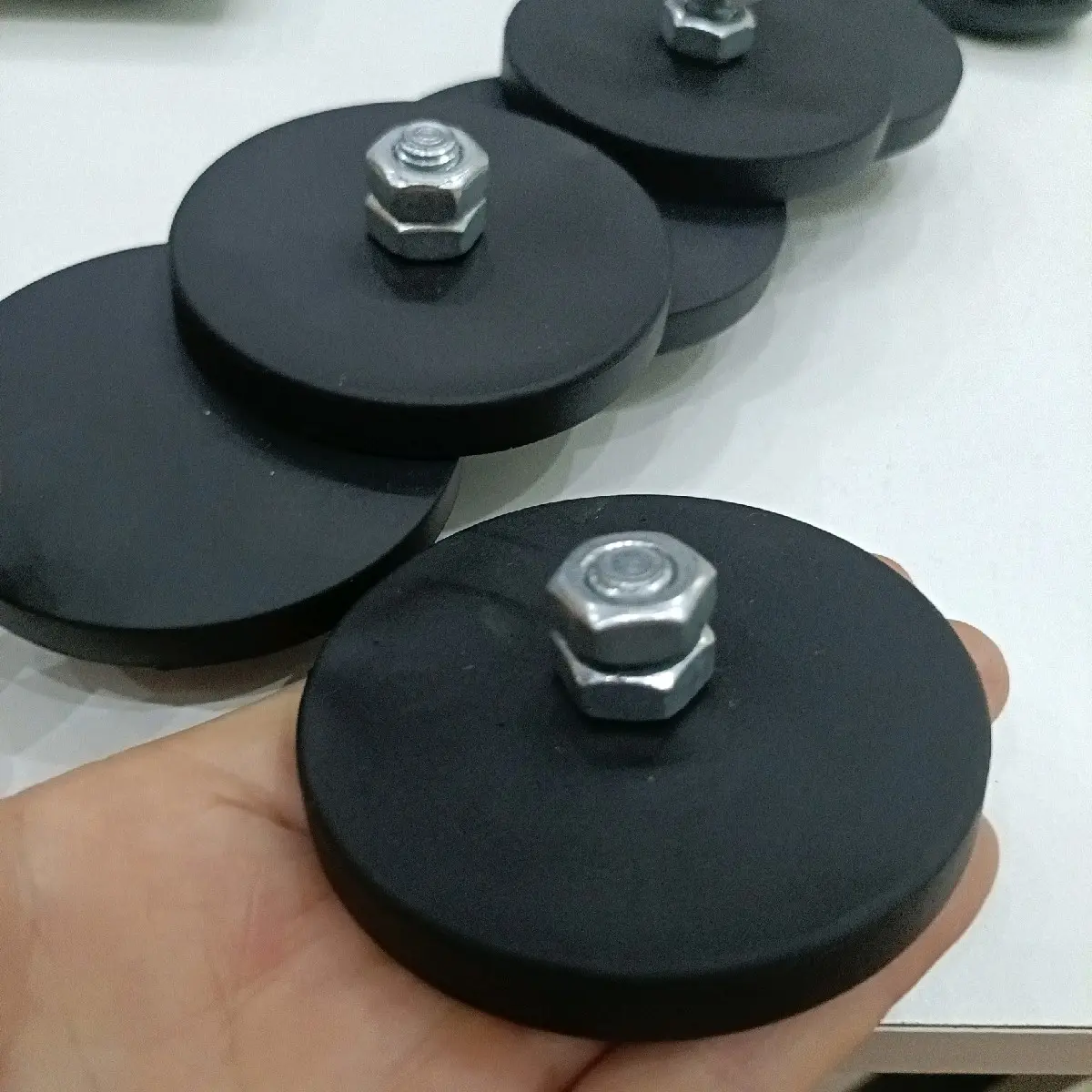 Nam châm đế cao su siêu từ tính D43 D66 D88 gắn đèn chiếu sáng, camera, máy quay máy chụp ảnh