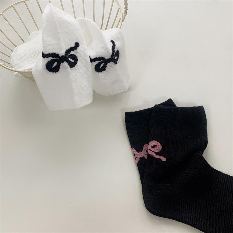 Product Introduction of Sweet Bow Socks Female Japanese Solid Color Black And White Gray Bow Gentle Girls Versatile Cute Ballet Tube 15