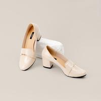 Gambar Julia'r R0012 Sepatu Kerja pantofel Glossy Cream - 37 dari julia'r shoes Kota Bandung 1 Tokopedia