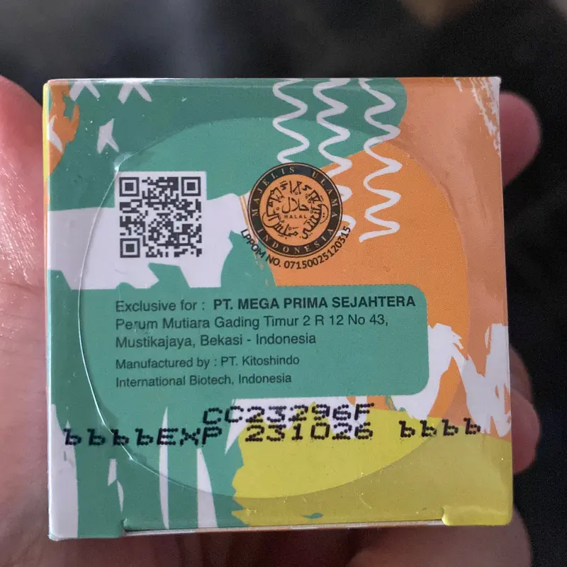 Suncare oily shineskin santishineskin sensitif skin berminyak SPF 30 4