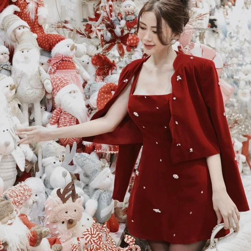  BIGSIZE HIẾU HIẾU  55-95KG  - Set nhung đính đá váy hai dây chiết eo kèm áo khoác ngoài tay dài sang trọng 