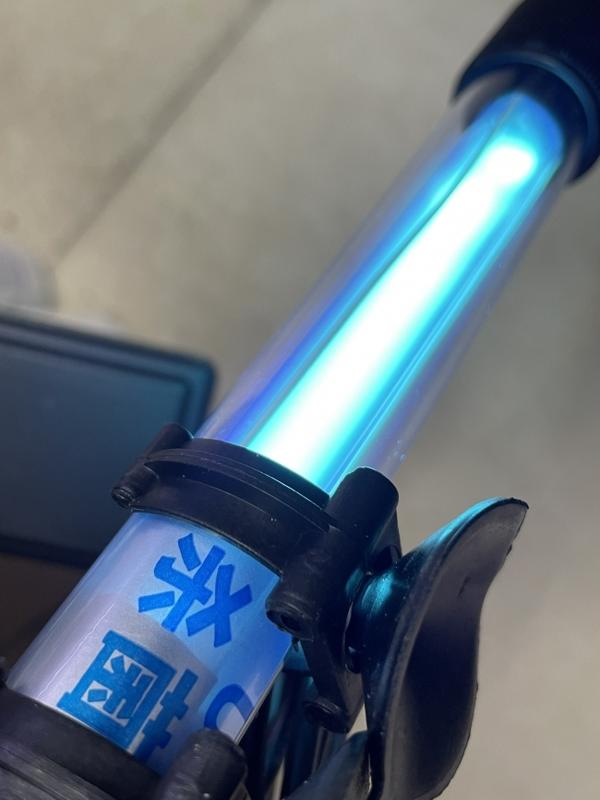 Đèn UV Diệt Rong Rêu Tảo Cho Hồ Cá giúp nước trong sạch giảm mùi hôi tanh