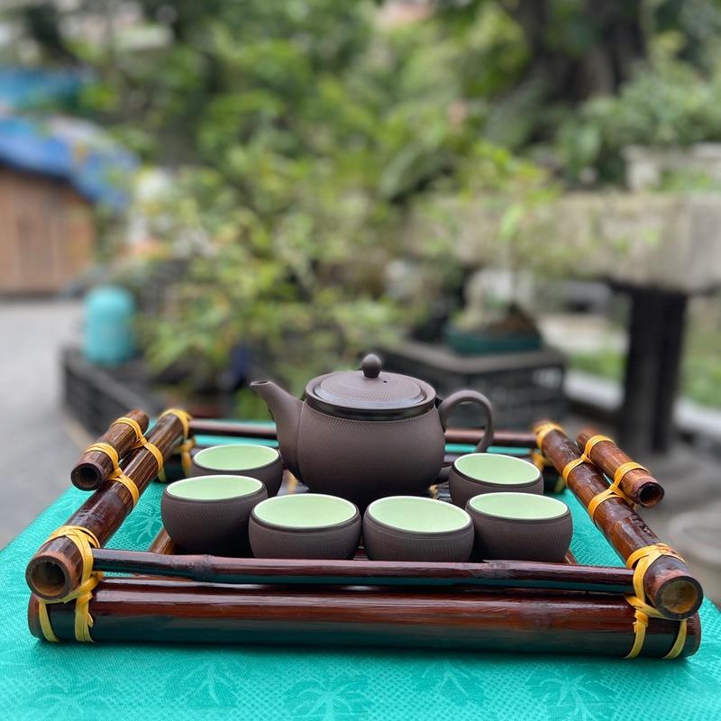 Bộ ấm trà gốm Hồng Sa Bát Tràng - Nghệ Nhân Phạm Thế Anh ( nâu trơn ) dung tích ấm 300ml đến 350ml