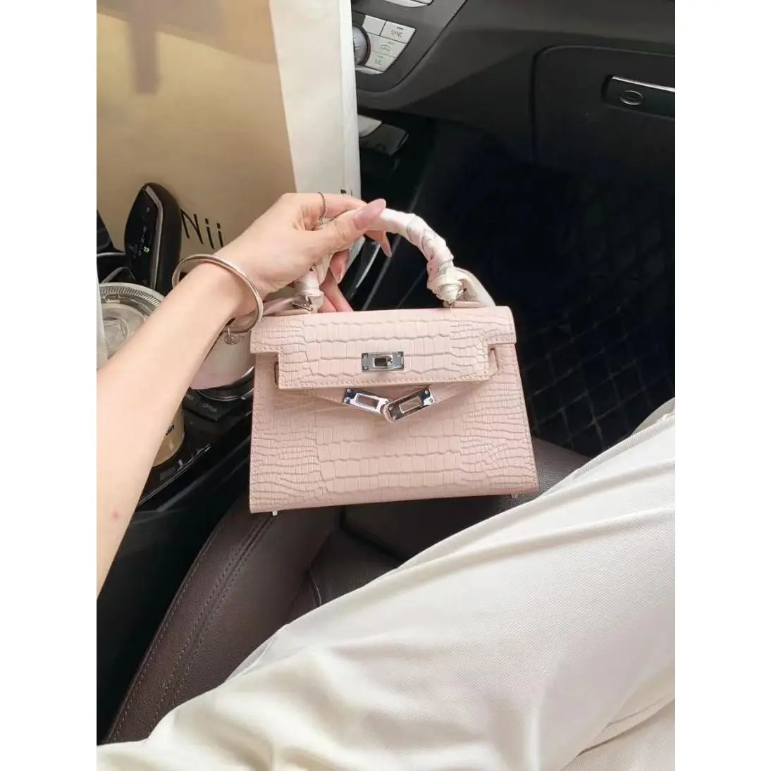 Túi Kelly, Túi Đeo Chéo Mini Màu Hồng, Dành Cho Nữ, Thời Trang, Dễ Phối Đồ, Da Họa Tiết Cá Sấu Cao Cấp, Túi Xách Ngọt Ngào, Thích Hợp Cho Người Dưới 50, [Số Người: 5060]