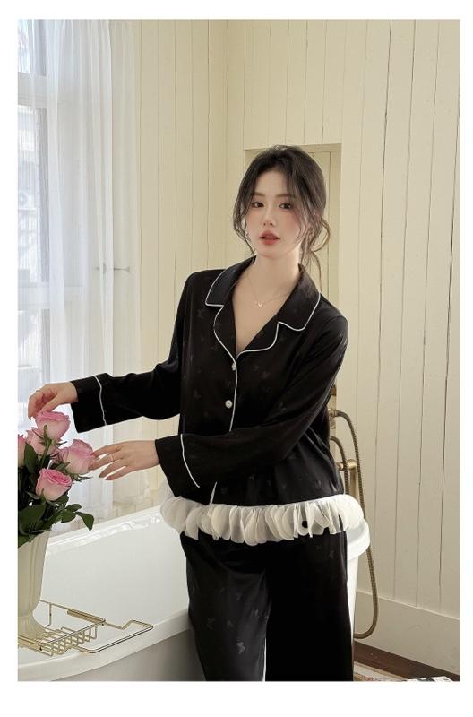 Product Introduction of Pyjama phi lụa QCCC phối viền lá-form suông thoải mái-3 màu ngọt ngào-nữ tính-trẻ trung 5