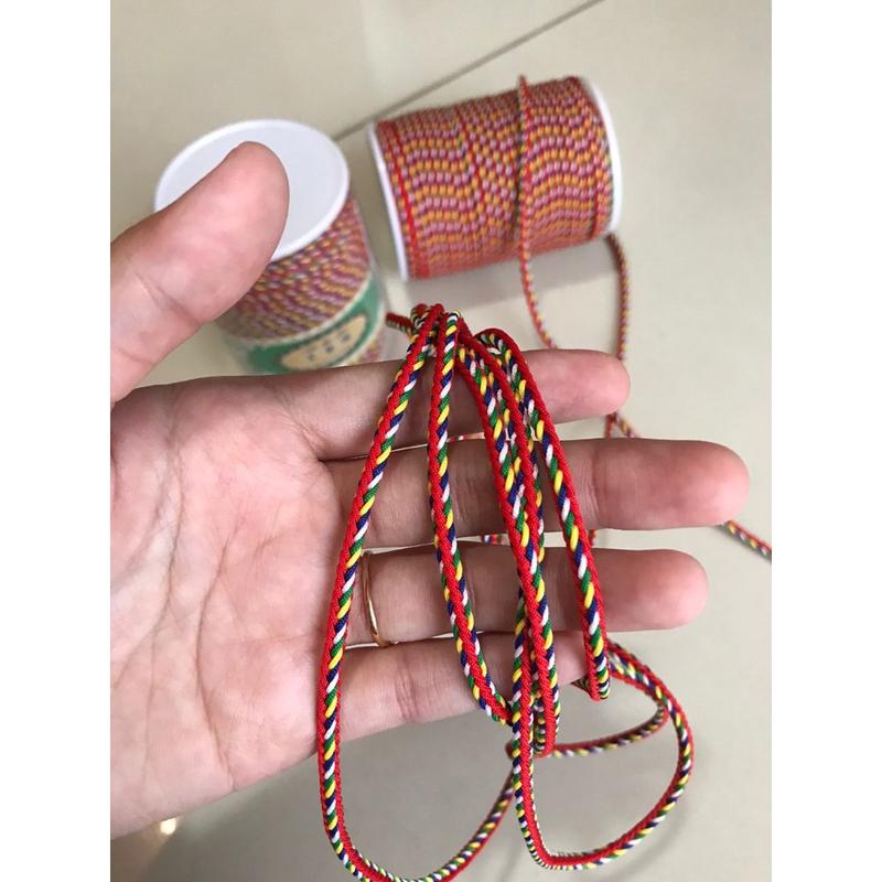 1meter Tali Puja PANCAWARNA tebal Benang 5 Warna 0