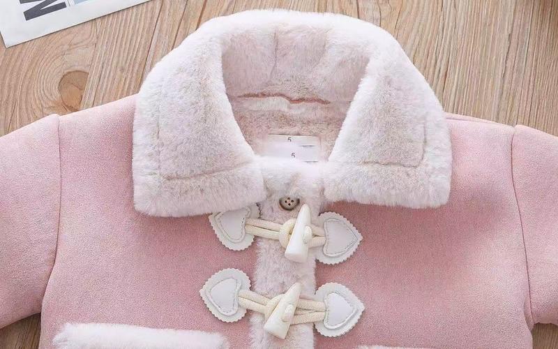Product Introduction of Áo Khoác Bé Gái, Mùa Thu Và Mùa Đông, Lót Lông Cừu, Áo Khoác Lông Và Da Cho Trẻ Em, Quần Áo Mùa Đông Cho Em Bé, Áo Phong Cách Phương Tây, Hợp Xu hướng 20