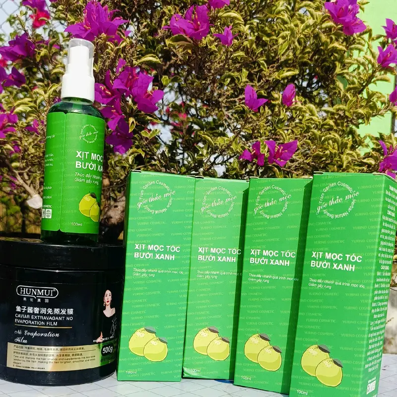 combo 5 sp (4xịt bưởi kèm 1ủ tóc) 0