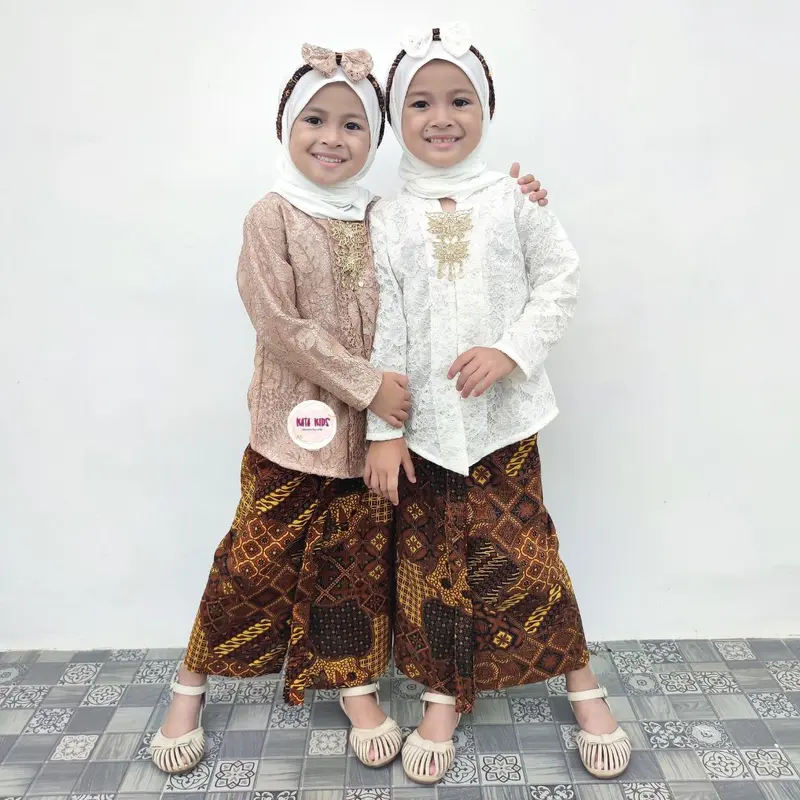 Kata Kids Kebaya Anak Kartini Panjang Rok Coklat 3