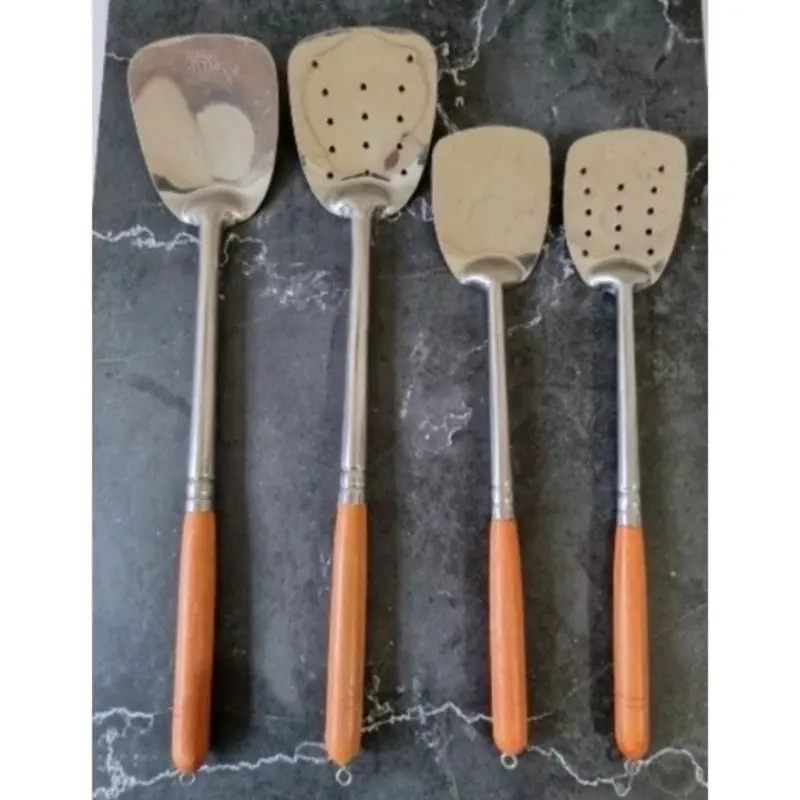 Sodet Spatula Sutil Stainless Tebal Gagang Kayu 0
