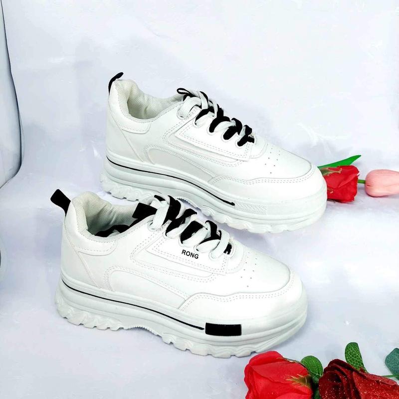 Giày thể thao trắng đế độn 5cm Nữ Sneaker Shoes Nam Women 1