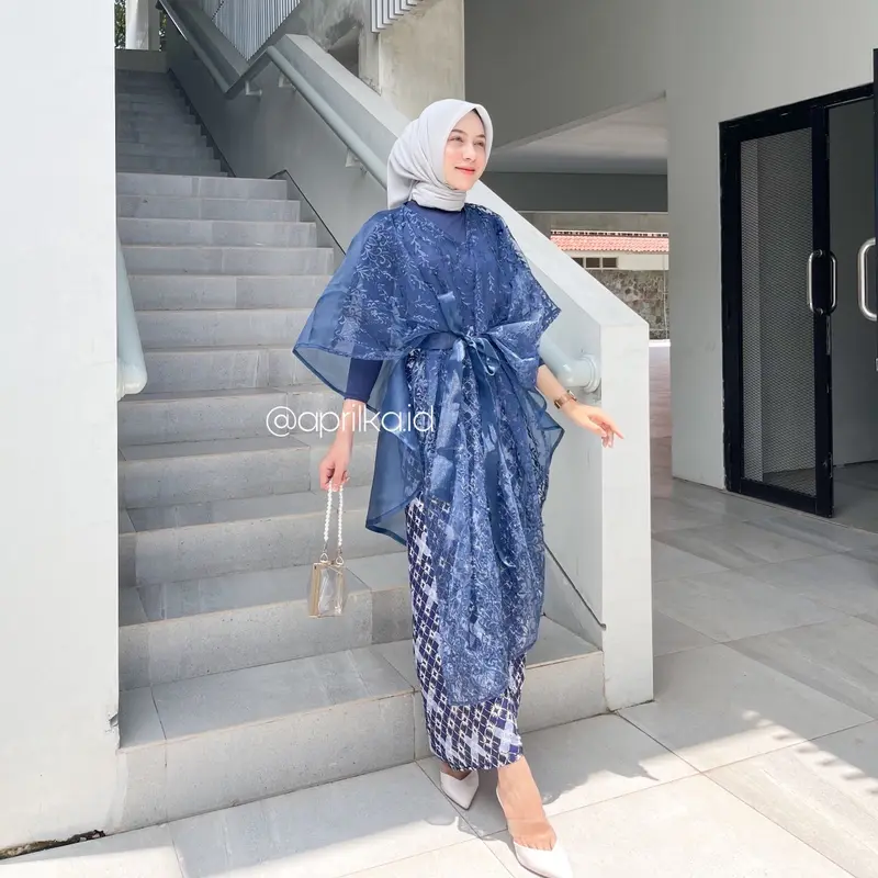 Aprilka - Set Elma Baju Pesta 0