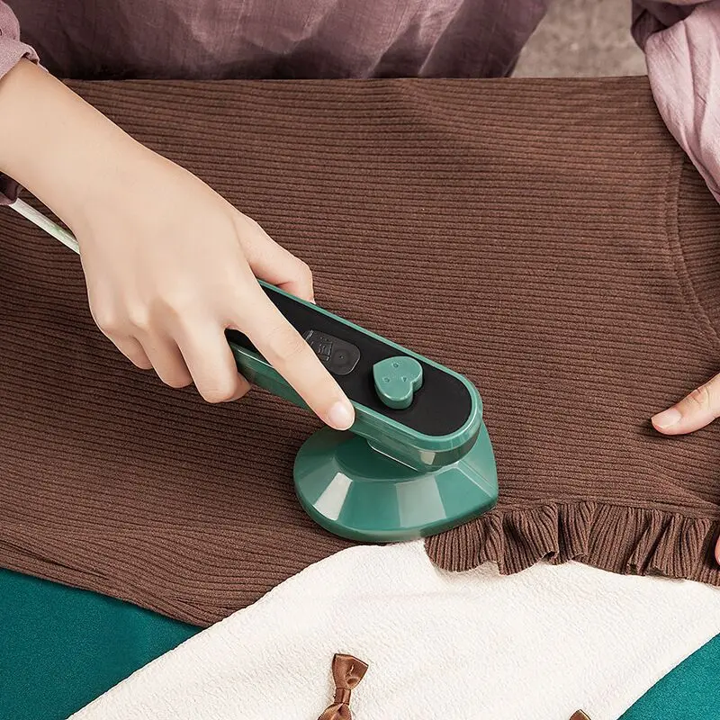 Iron Handheld Electric Iron Compact Mini Easy to Carry and Travel with Steam Ironing Machine Home Ironing