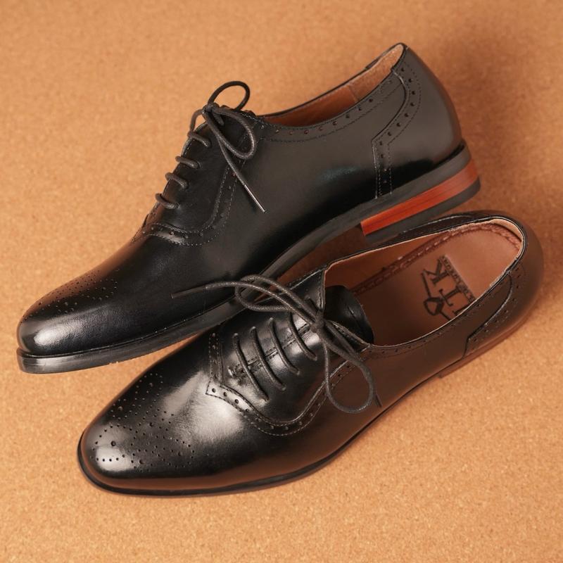 Giày oxford plain toe full brogues màu đen 4