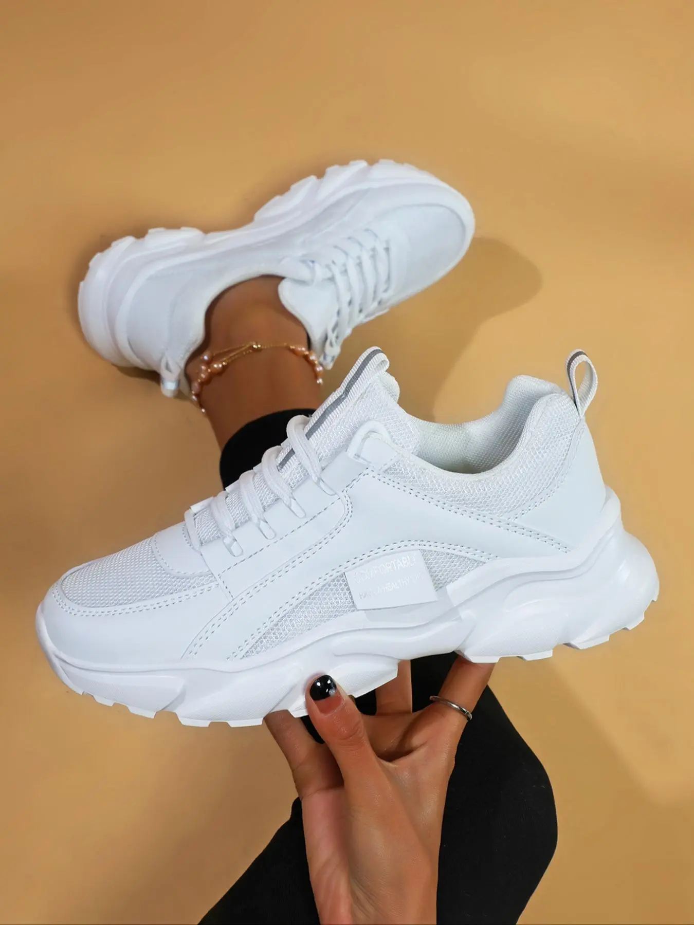 Women's Fashionable Plain Color Lace Up Low Top Sneakers, Casual Comfortable Breathable Sports Running Shoes, All-match Basic Shoes for Daily Wear